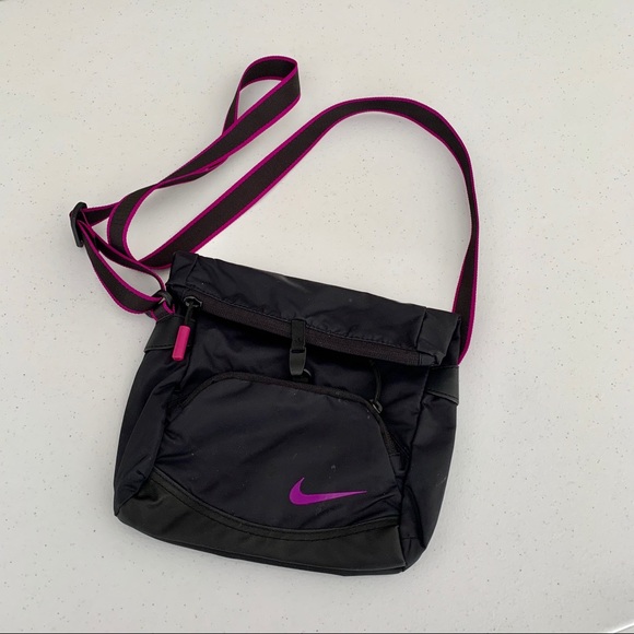 nike body bag